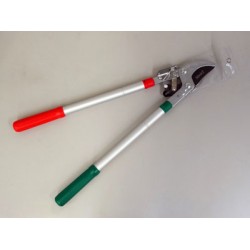 Сучкорез с Телескопическими рукоятками и храповым механизмом толщина резки 25-28мм.