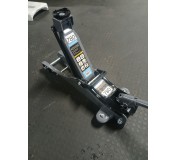 Домкрат подкатной для автолюбителя без кейса, 2 т rm 780