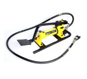 Насос гидравлический ножной 0.6 л, 700 бар Car-Tool CT-E1135
