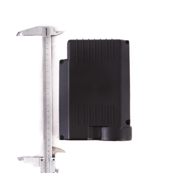 021 Крышка конденсаторной коробки МЕС  Terminal box top МЕС YL-90L2 2.2 220V