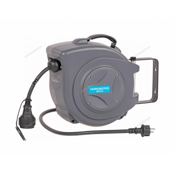 Удлинитель электрический на инерционной катушке, 15+1 м, 3 х 2,5 кв мм NORDBERG 2515-2,5