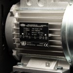 Масляный поршневой компрессор с ременным приводом:400 л/мин, 9 бар, ресивер 100 л WDK-91040