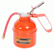 Масленка 500мл.металл.(с гибким наконечником) (АвтоDело) 42150