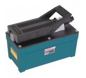 F-0100-4-2 Forsage Насос пневмогидравлический ножной (объем масла - 1.6л, давление - 700 bar )