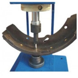 Гидравлический стенд для расклепки тормозных накладок LICOTA ATE-5000